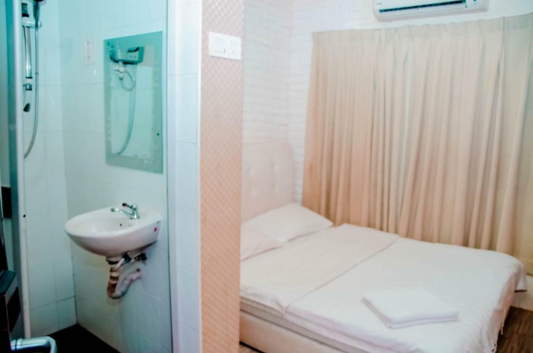 Oyo 486 Victory 2 Boutique Hotel Kuala Lumpur Bagian luar foto